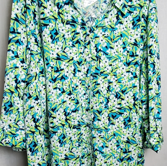 Women's Catherine's 4X 30/32W Green/Teal Floral 3/4 Sleeve Button Up Plus Tunic - Picture 2 of 11